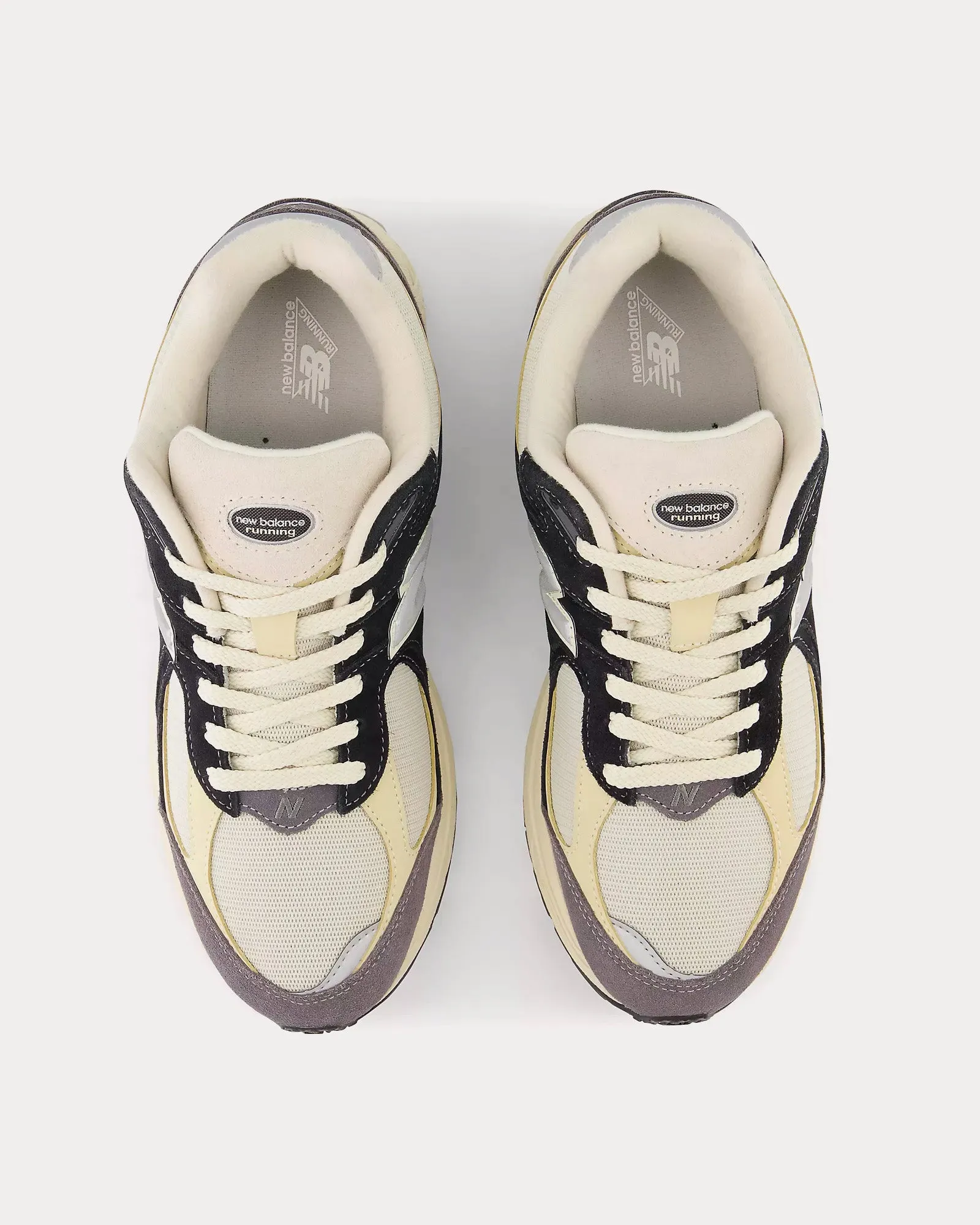 2002r Magnet / Timberwolf / Sandstone Low Top Sneakers