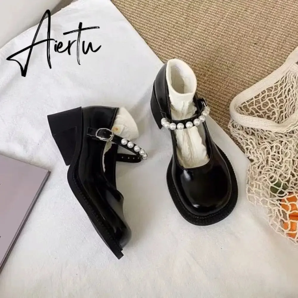 Aiertu Lolita shoes spring fashion pearl platform high heels Mary Jane Japanese retro small leather shoes female college students shoes