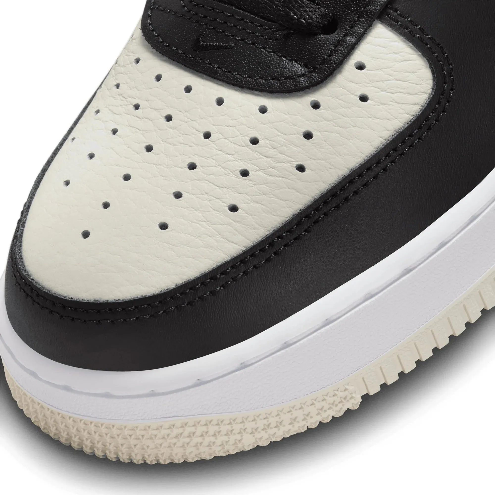 Air Force 1 Low 07 LV8 Lifestyle Shoes
