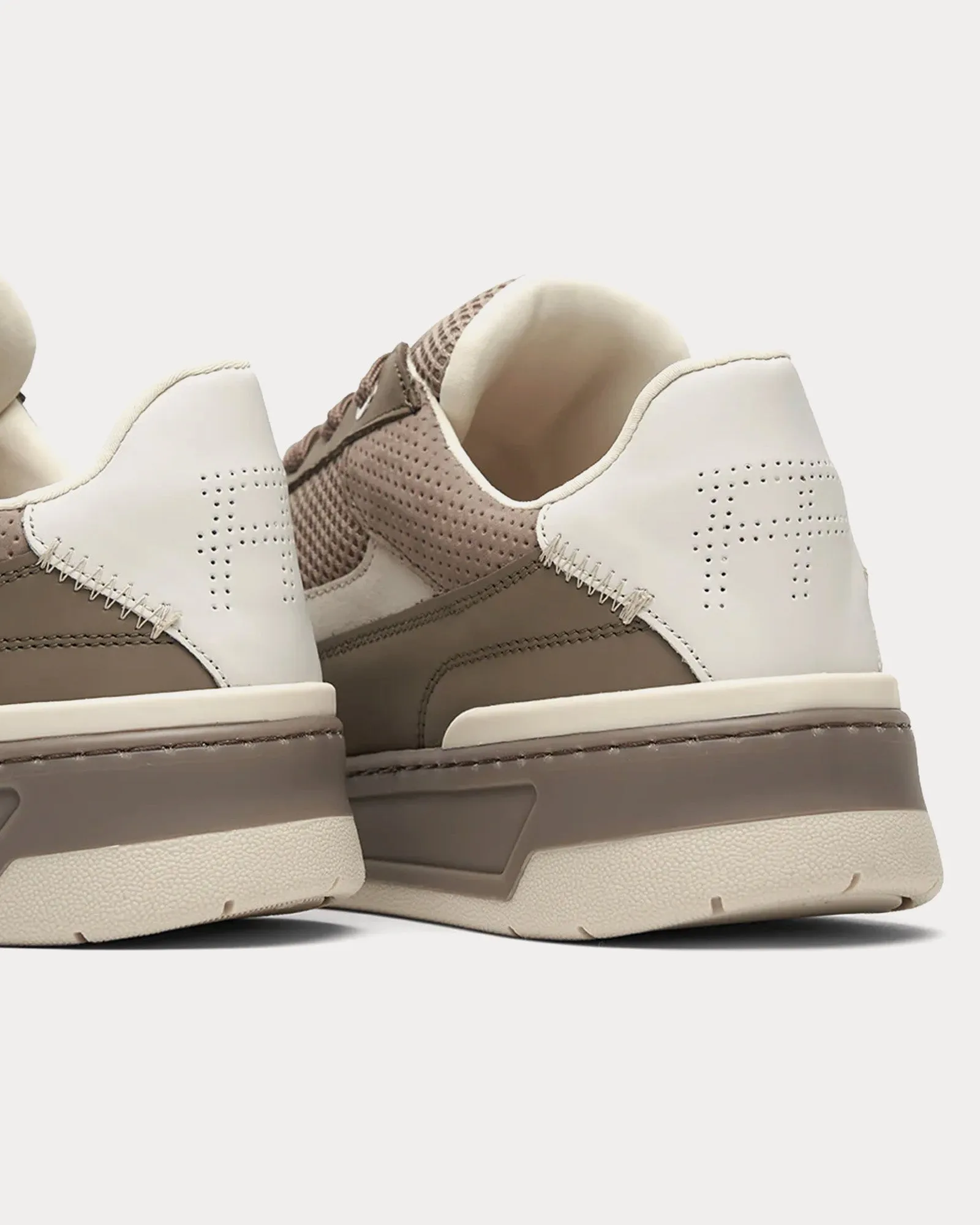 Cruiser Crumbs Taupe Low Top Sneakers