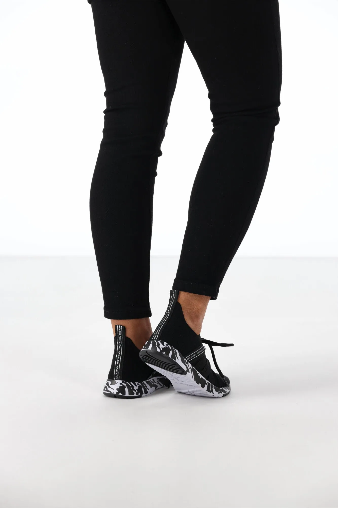 Emu Leura Swirl Sneaker Black