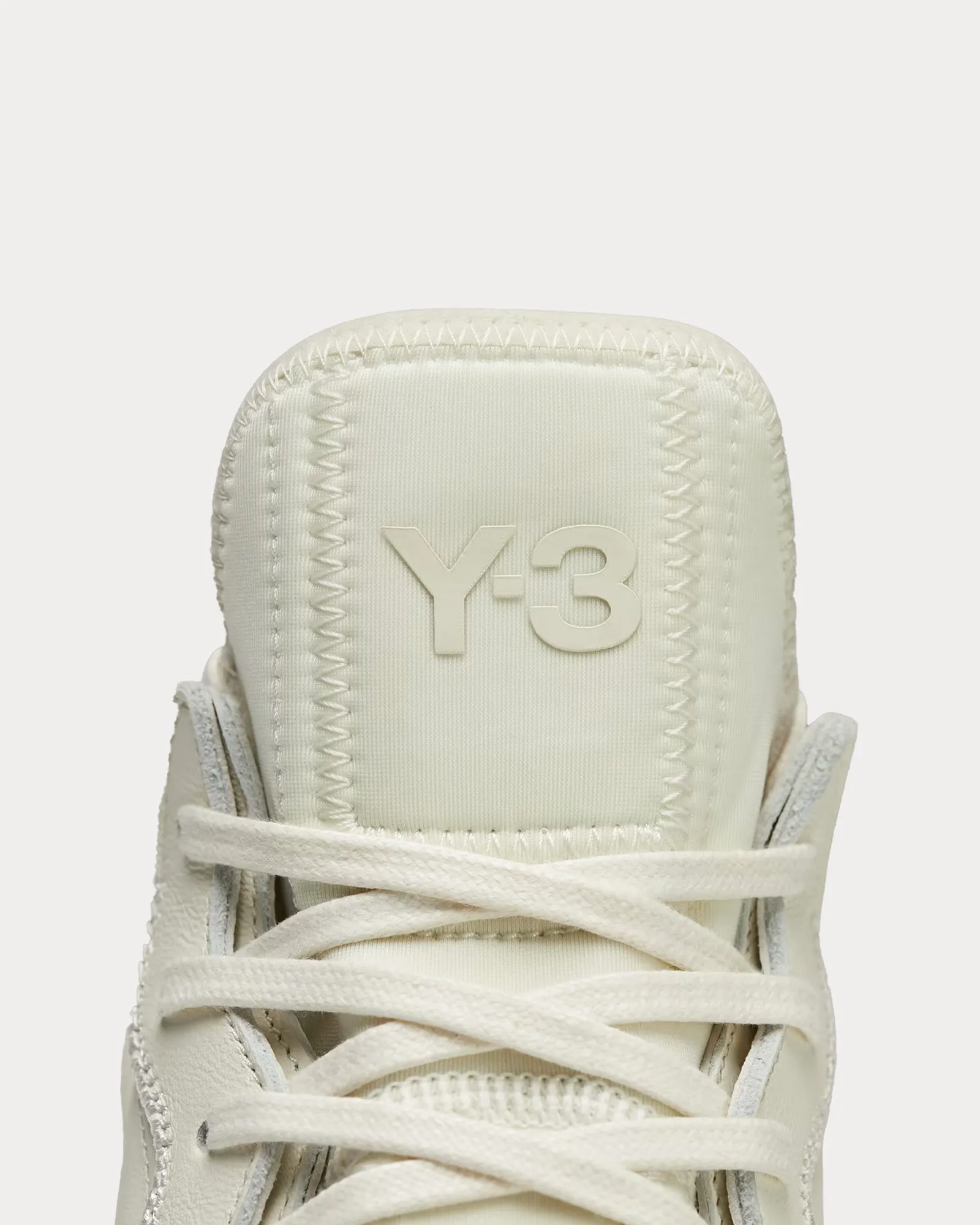 Kaiwa Off White Low Top Sneakers