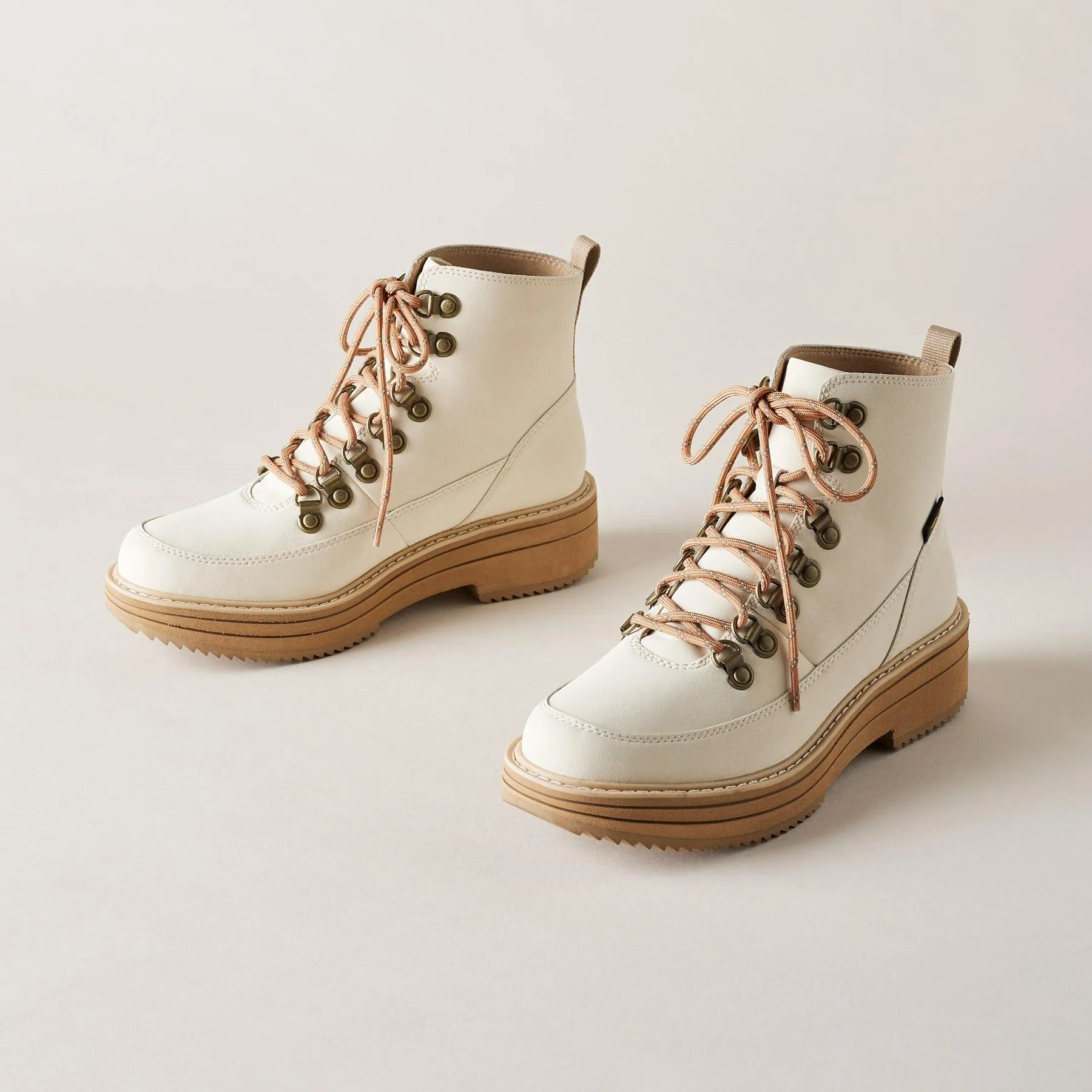 Midform Boots