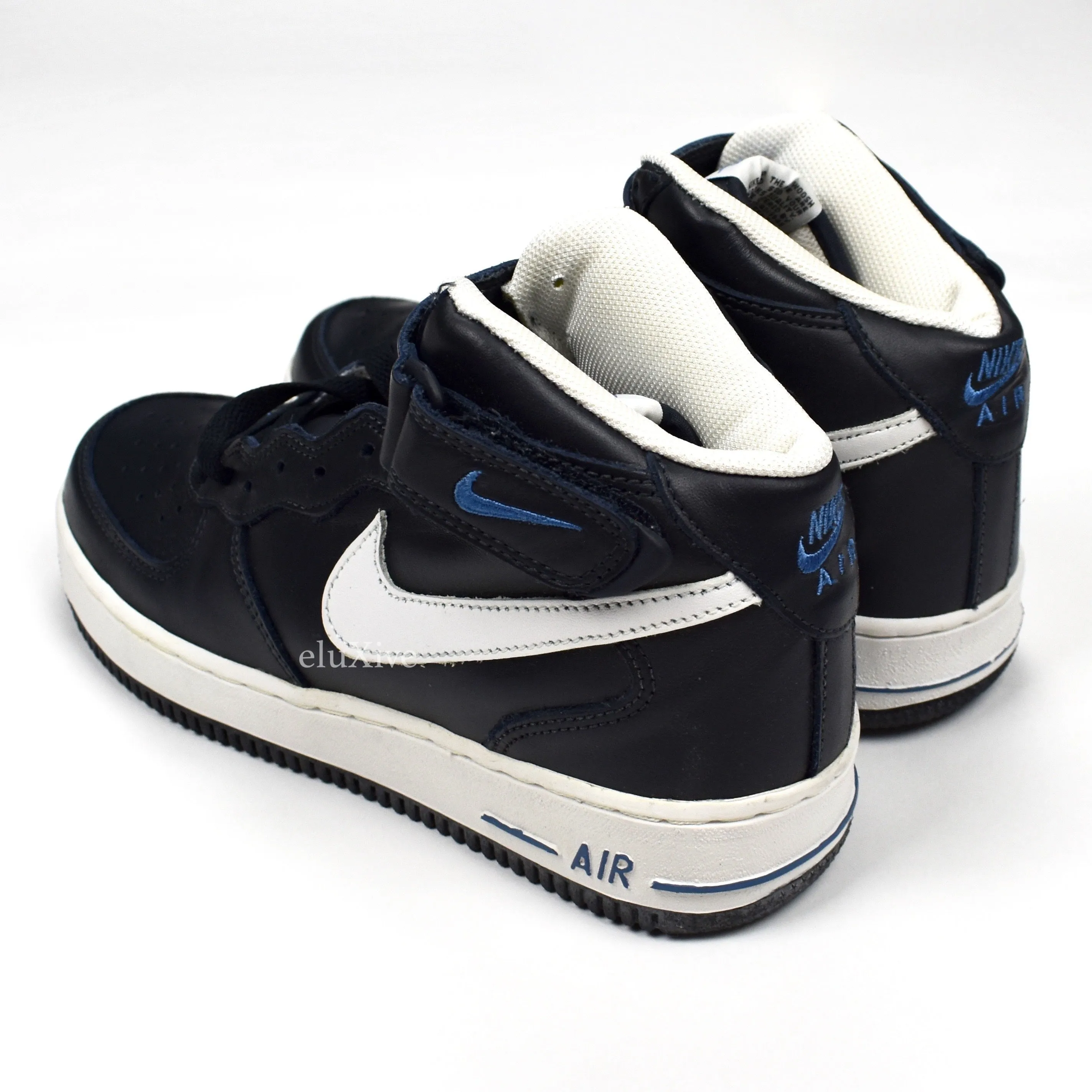 Nike - 2003 Air Force 1 Mid 'Dark Obsidian'