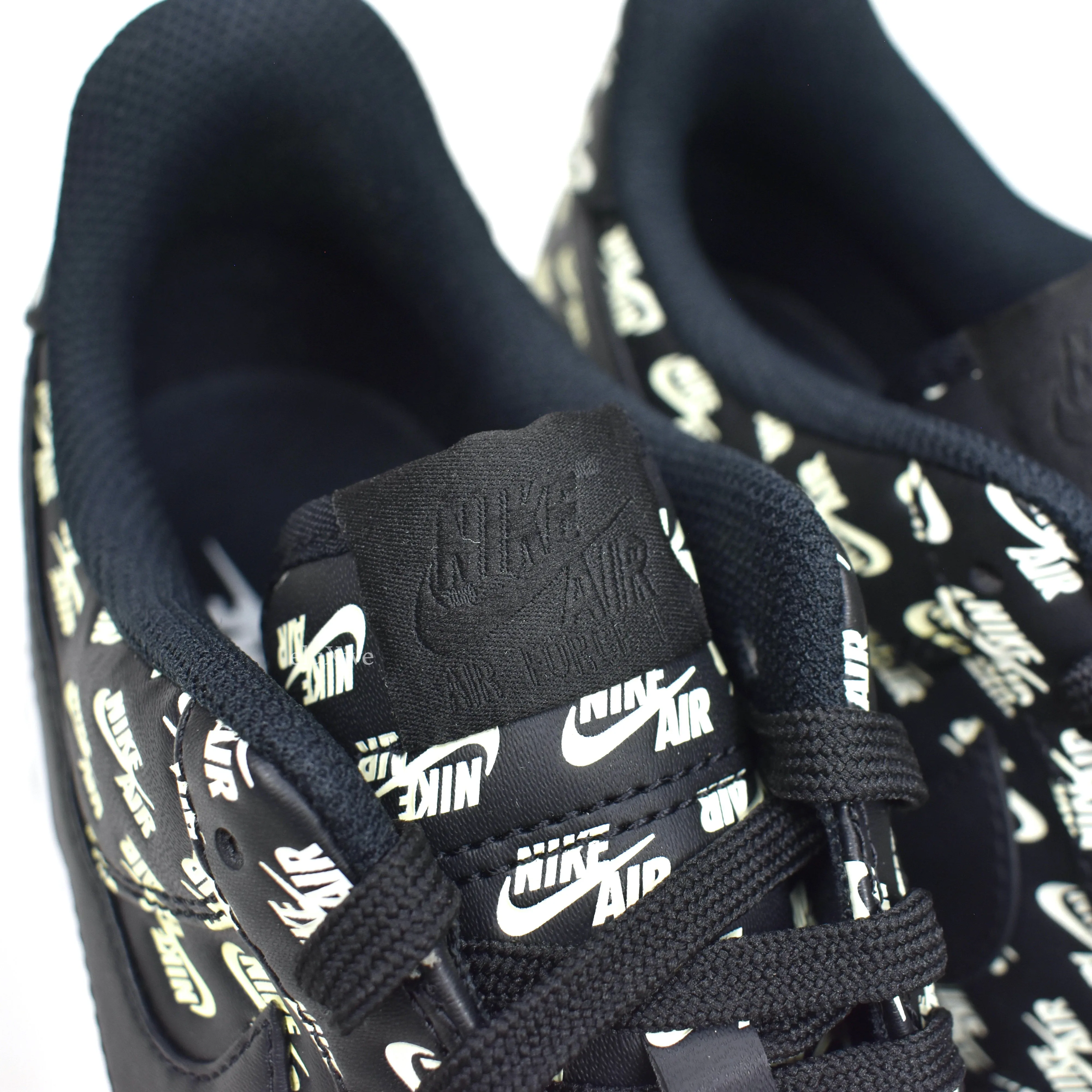 Nike - Air Force 1 '07 QS Allover Logo Print (Black)