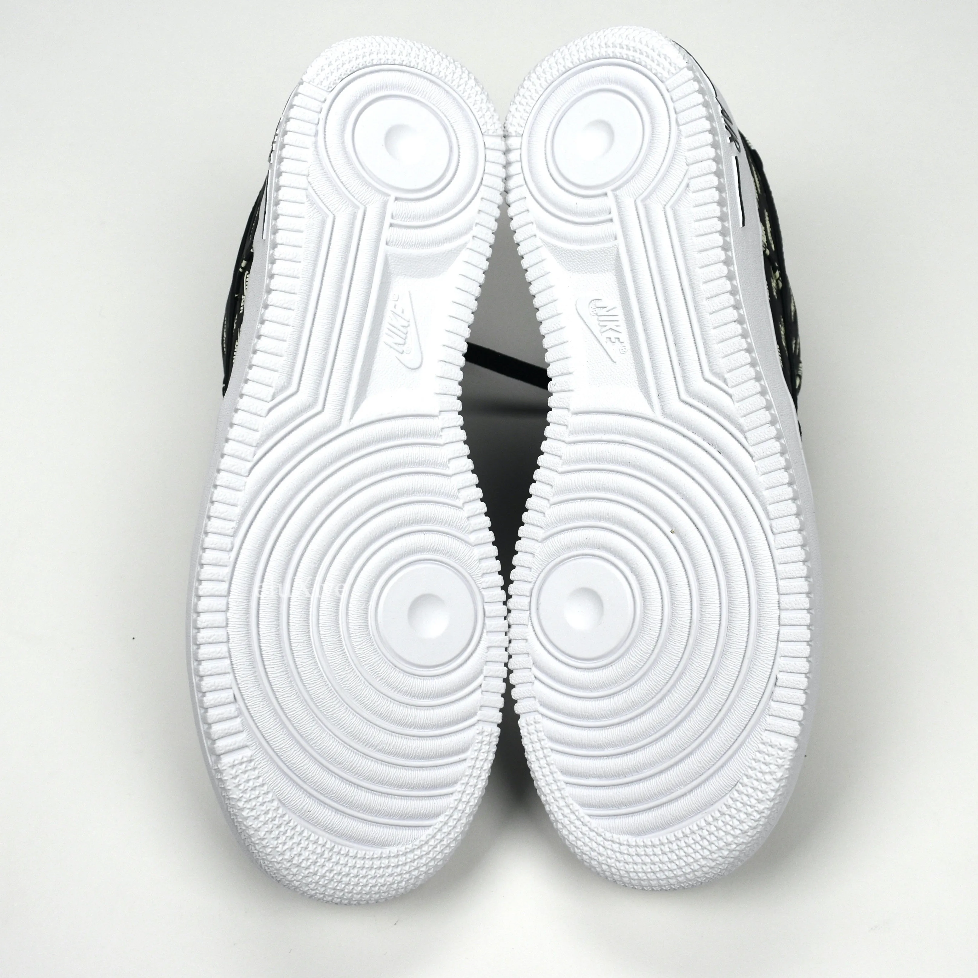 Nike - Air Force 1 '07 QS Allover Logo Print (Black)