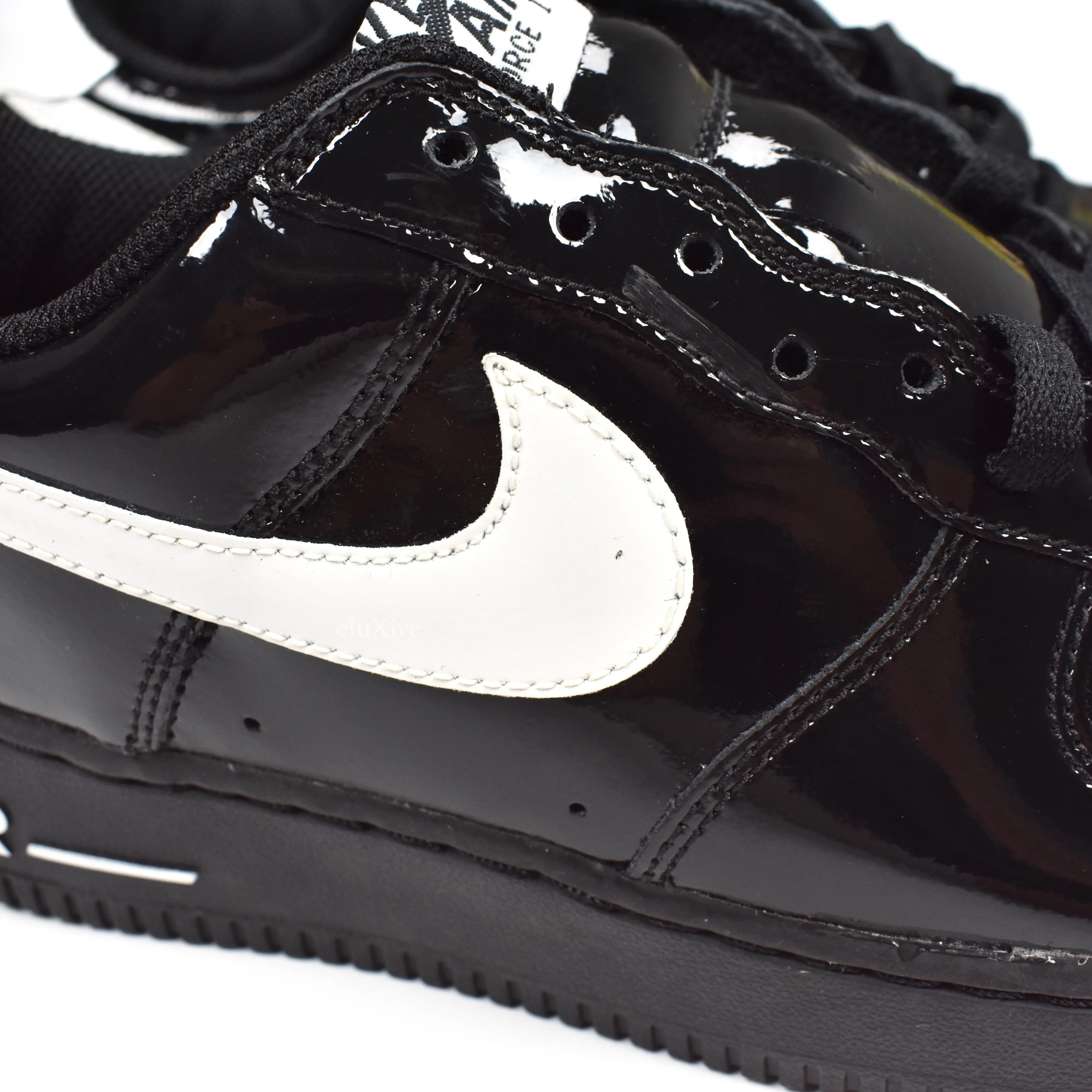 Nike - Air Force 1 Low Patent Leather (Black/White)