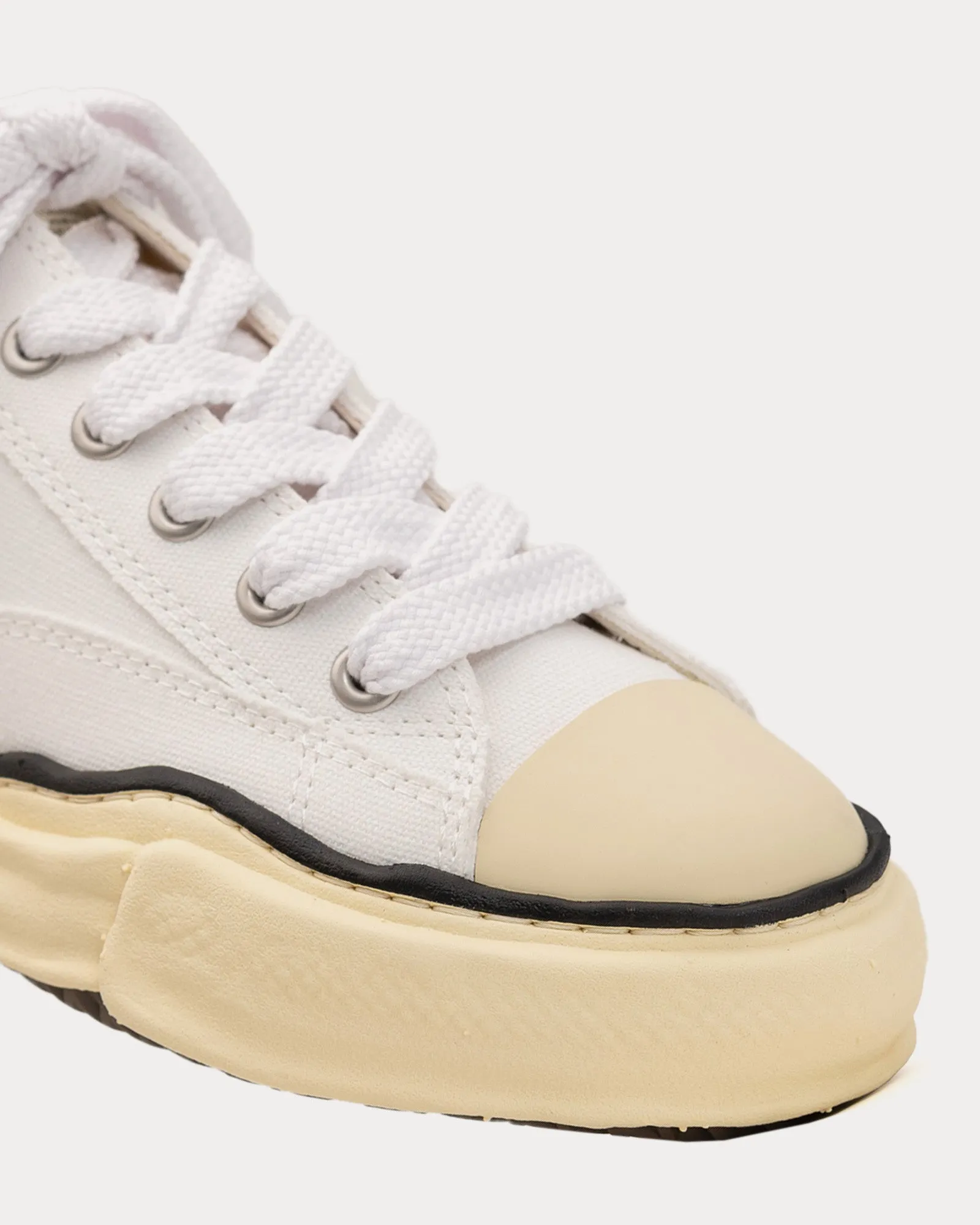 Peterson VL OG Sole Canvas White Low Top Sneakers