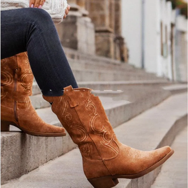 Pointed suede denim boots