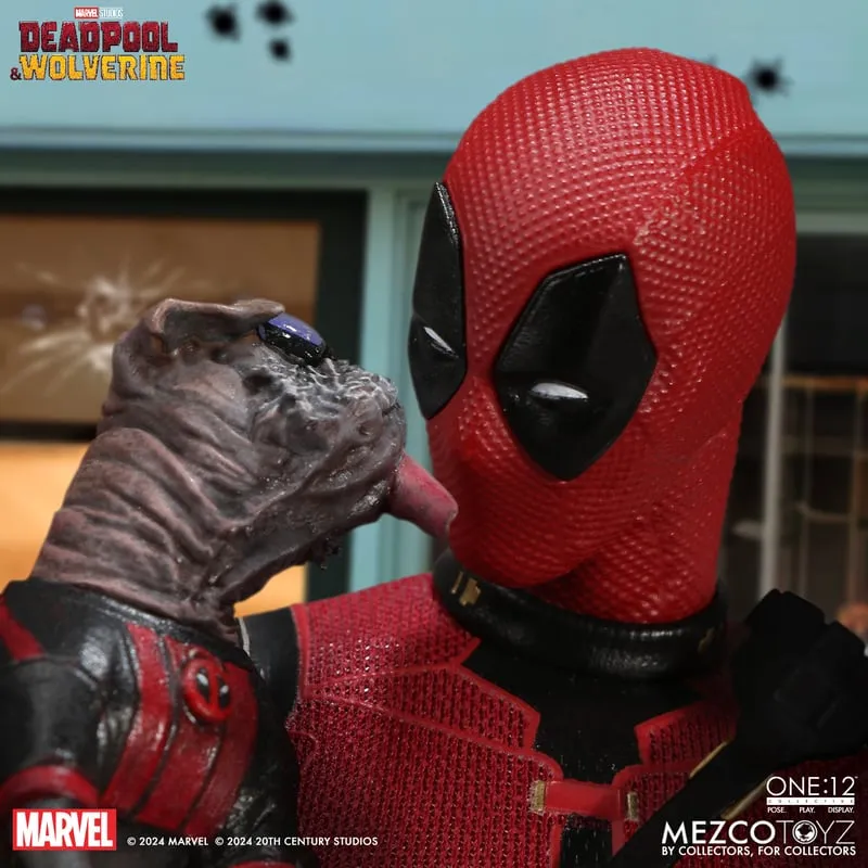 PRE-ORDER: Mezcotoyz Deadpool & Wolverine: Deadpool Deluxe Edition One:12 Collective Action Figure