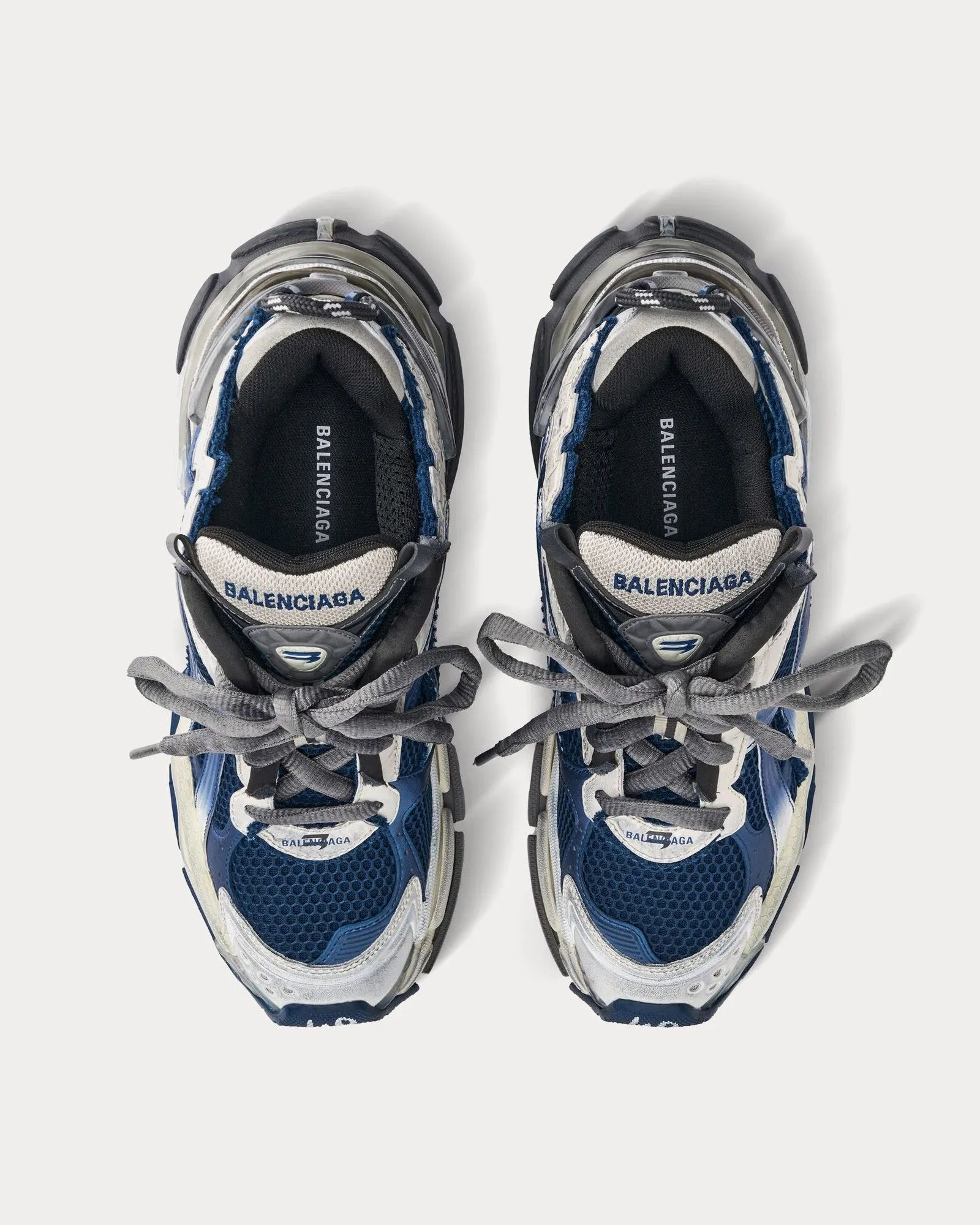 Runner Gradient Beige / Navy / Grey Low Top Sneakers