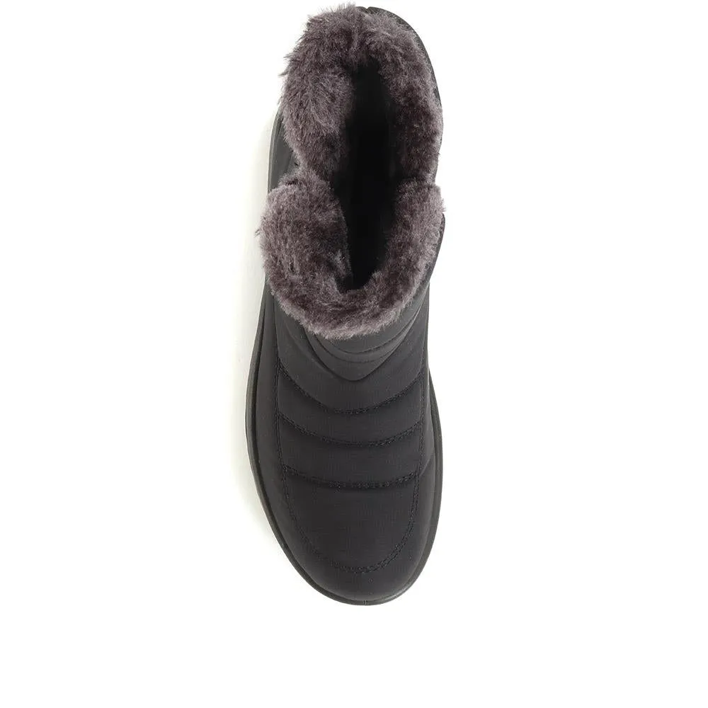 Shower Proof Padded Boots - ACADE34001 / 321 068
