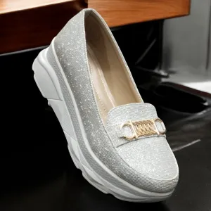 Silver wedge pump