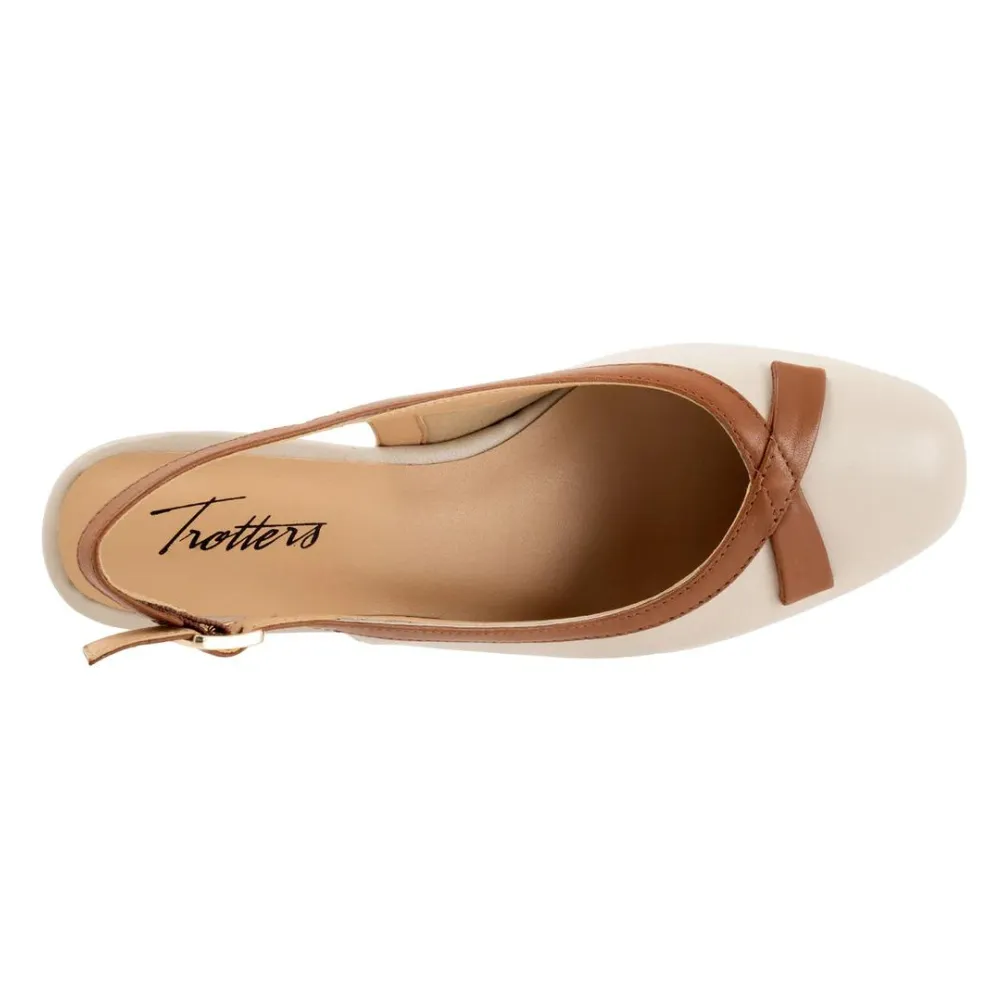 Trotters Dalani Ivory/Tan Leather Pump (Women's)