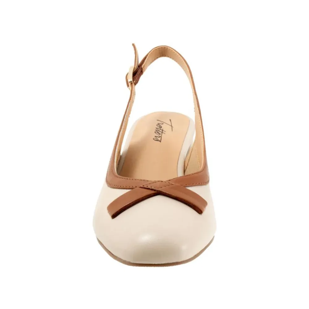 Trotters Dalani Ivory/Tan Leather Pump (Women's)
